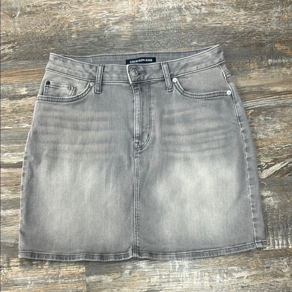 Calvin Klein Jeans Gray Mini A-line Skirt for Casual Wear